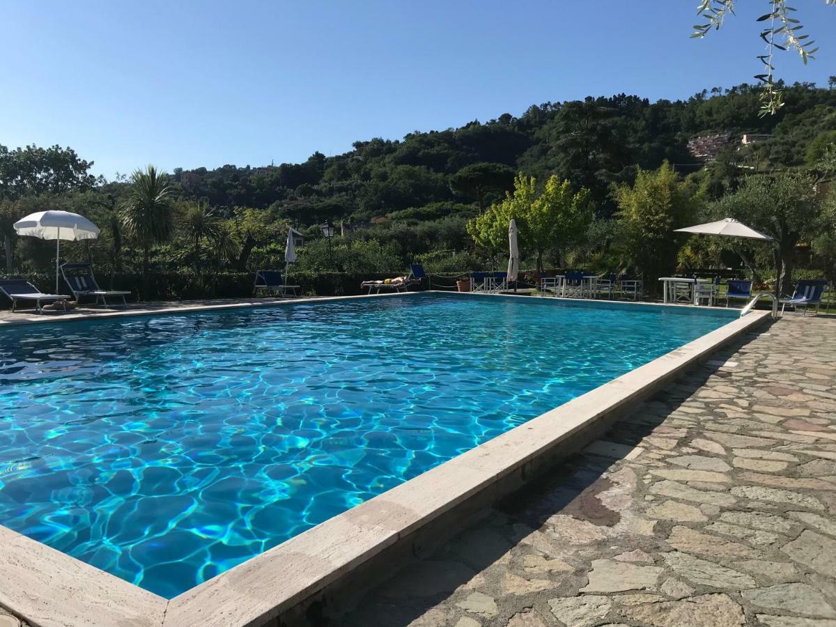 レーリチLa Casa Fra Gli Uliviアパートメント エクステリア 写真