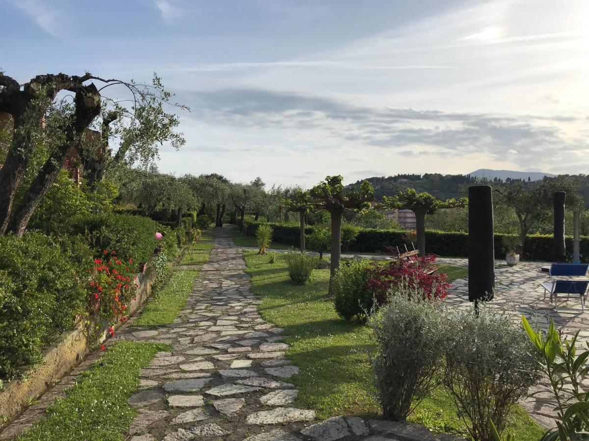レーリチLa Casa Fra Gli Uliviアパートメント エクステリア 写真