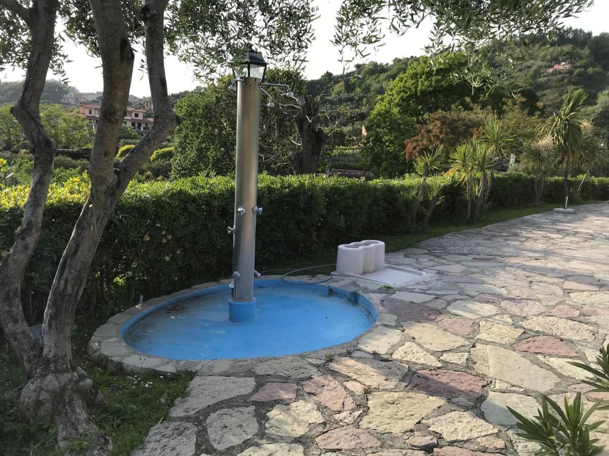 レーリチLa Casa Fra Gli Uliviアパートメント エクステリア 写真
